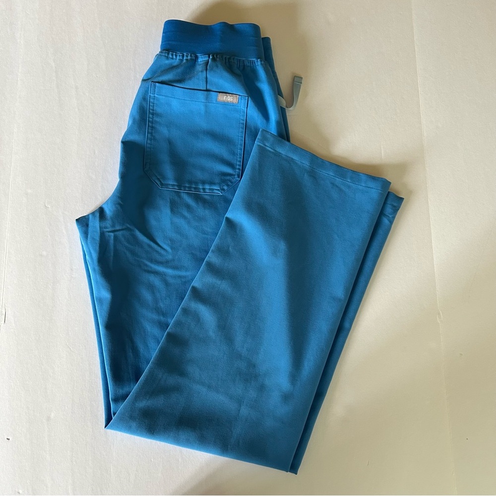 FIGS High Waisted Livingston Basic Scrub Pants, Ladies Size Small, Blue
